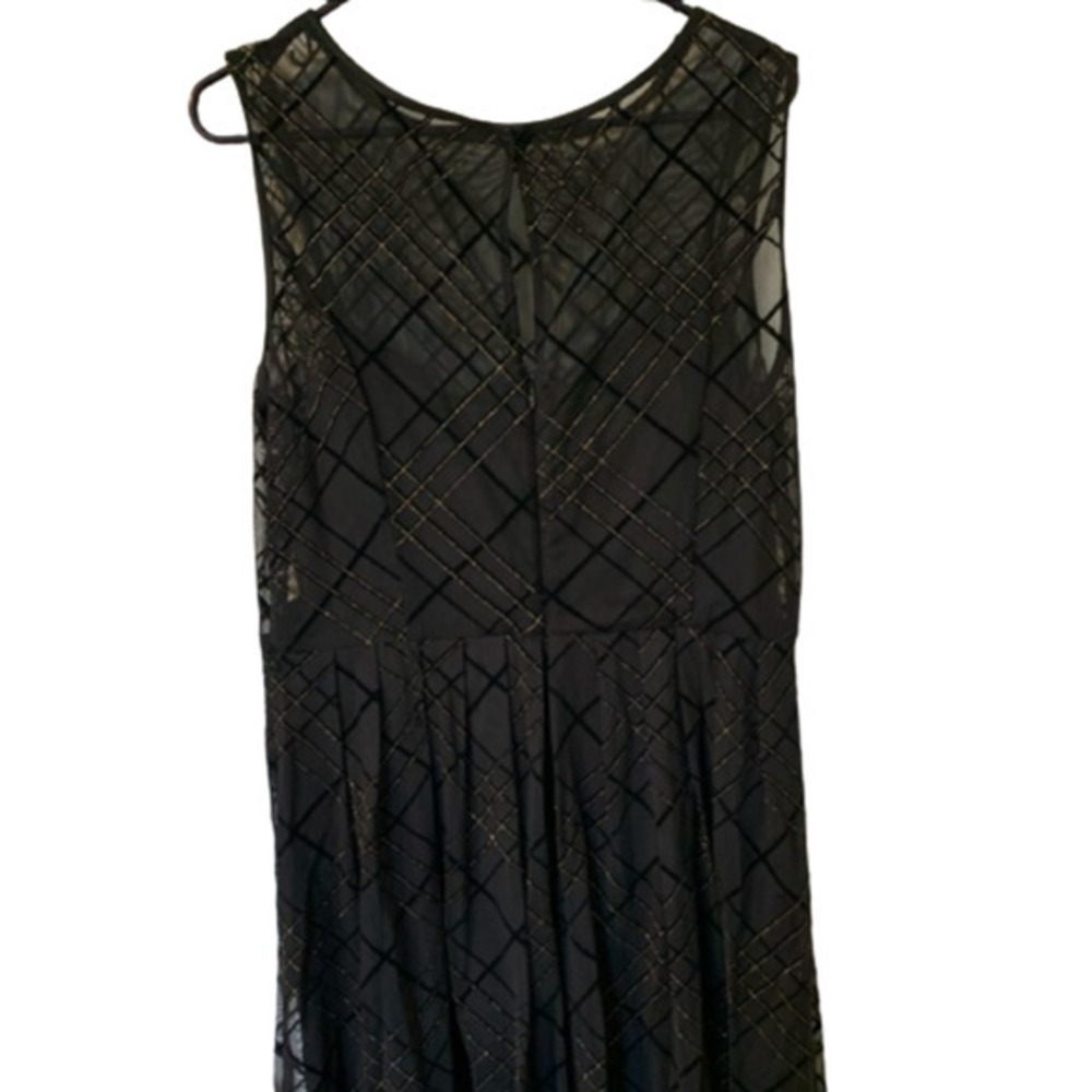 Ellen Tracy Nordstrom Black Gold Belted Fit and Flare Sleeveless Dress - Picture 13 of 13